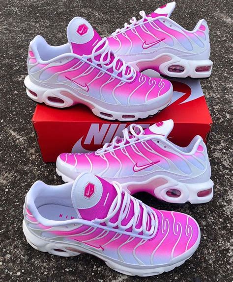 foot locker tns women's